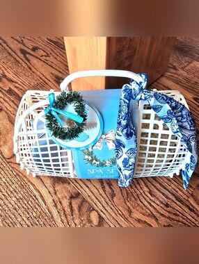 NEW! Enchante Accessories Spa Set 5 Pieces
